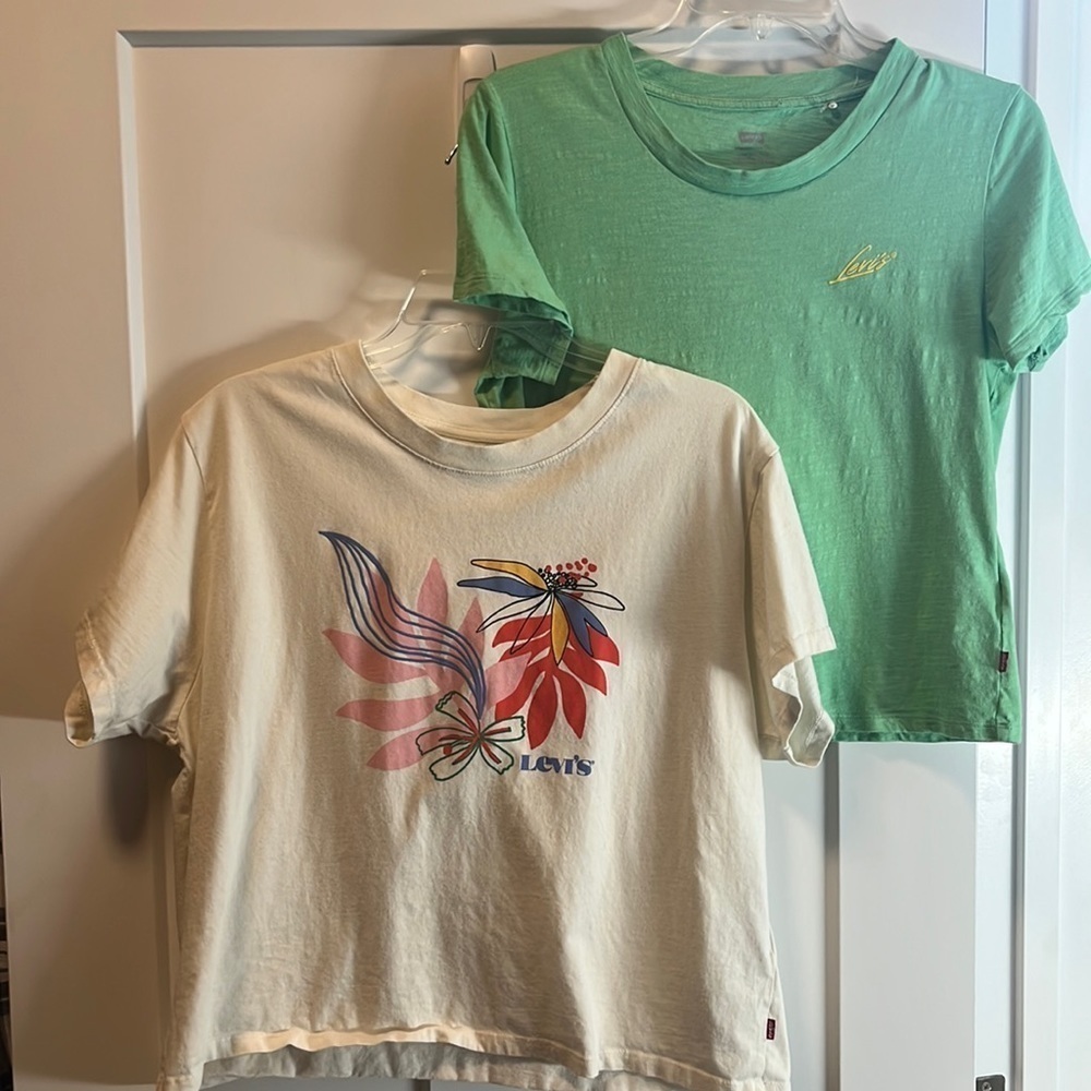 Levi’s Crop Tops - 2 sized medium